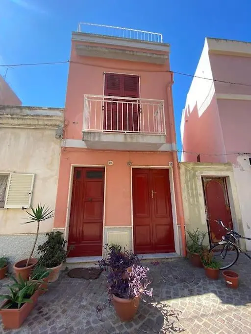 Residenza Le Scalette - Appartamento Secondo Piano Carloforte  Carloforte (Isola di San Pietro)